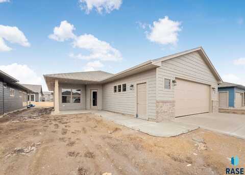 504 S Big Stone Ave, Sioux Falls, SD 57106