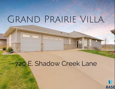 720 E Shadow Creek Ln, Sioux Falls, SD 57108