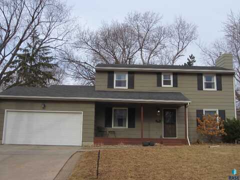 2701 S Elmwood Ave, Sioux Falls, SD 57105
