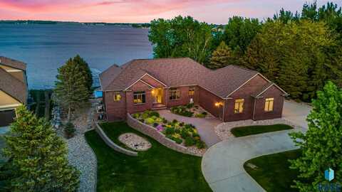 6508 Evergreen Acres Dr, Wentworth, SD 57075