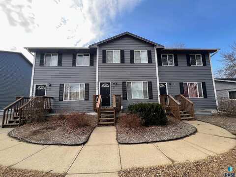 2805 E Bragstad Dr, Sioux Falls, SD 57103