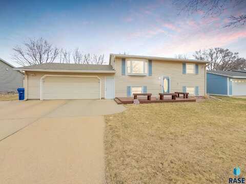 6312 W 60th St, Sioux Falls, SD 57106