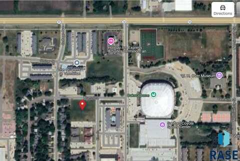 1030 Elm St, Vermillion, SD 57069