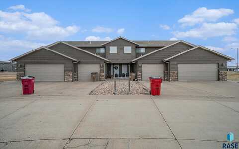 100 100-106 Haley Ct, Tea, SD 57064