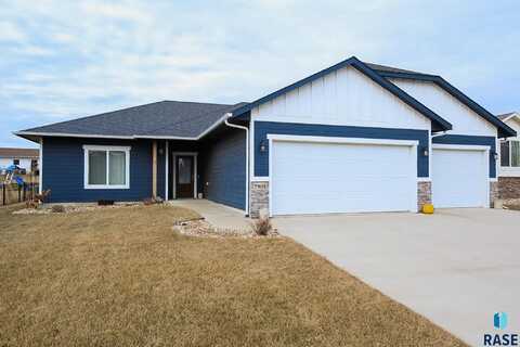 7905 S Brande Park Cir, Sioux Falls, SD 57108