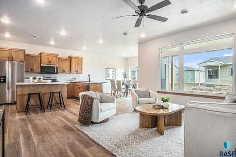 9109 W 43rd St, Sioux Falls, SD 57106