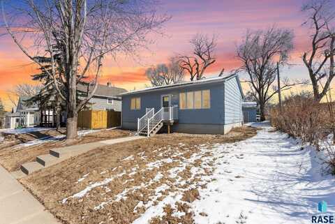 714 N Wayland Ave, Sioux Falls, SD 57103