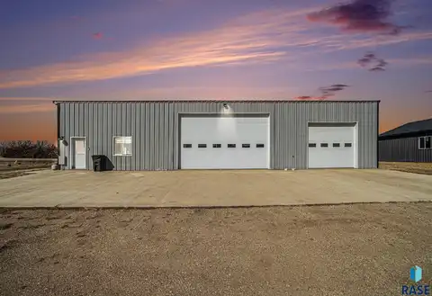 27405 SD-19 Hwy, Parker, SD 57053