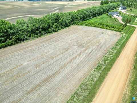 466th ( North Lot) Ave, Hartford, SD 57033
