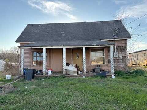 1116 S Vine Street, Paris, AR 72855