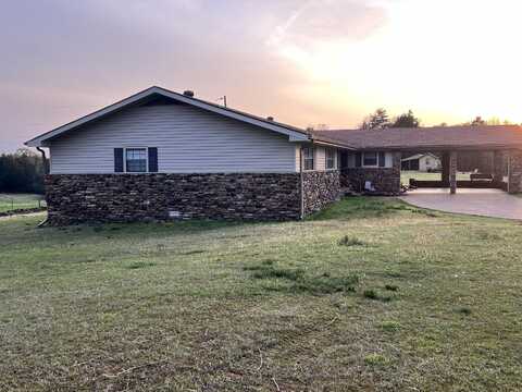 1174 Co Rd 3335, Clarksville, AR 72830