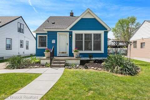 2071 Gardner Avenue, Berkley, MI 48072