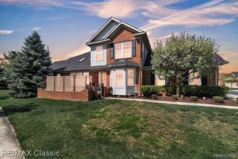 21643 QUEENS Way, Trenton, MI 48183