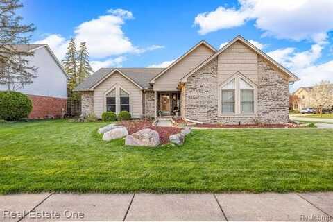 20185 BAYFIELD Drive, Clinton Township, MI 48038