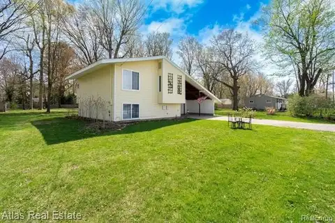 1227 KINGSTON Avenue, Flint, MI 48507