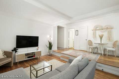 200 West 20th Street 701, New York, NY 10011