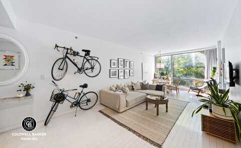 425 East 13th Street, New York, NY 10009