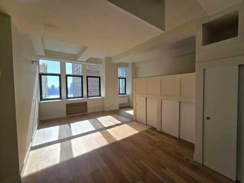 310 East 46th Street, New York, NY 10017