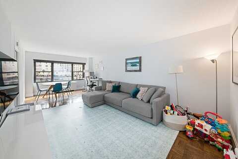 20 West 64th Street, New York, NY 10023
