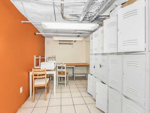 113 East 39th Street, New York, NY 10016