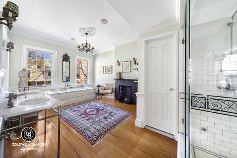 69 Bedford Street, New York, NY 10014
