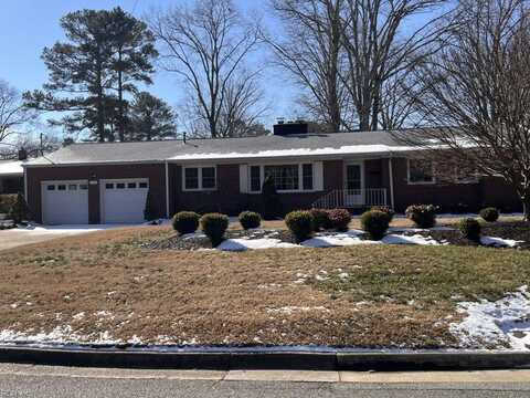 113 Crittenden Lane, Newport News, VA 23606