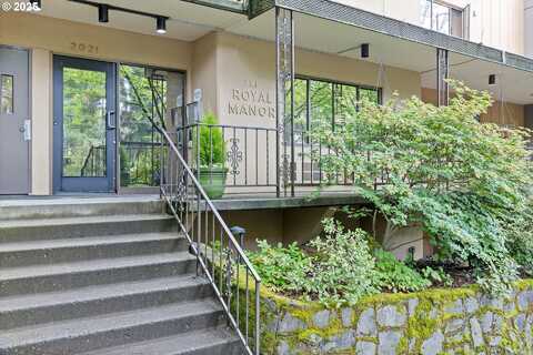 2021 SW MAIN ST, Portland, OR 97205