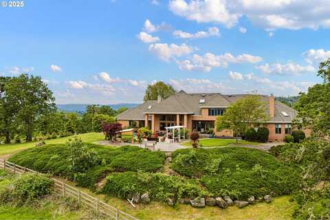 375 BELLA HILLS LN, Roseburg, OR 97471