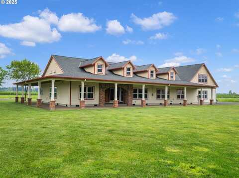 19601 BOONES FERRY RD, Hubbard, OR 97032