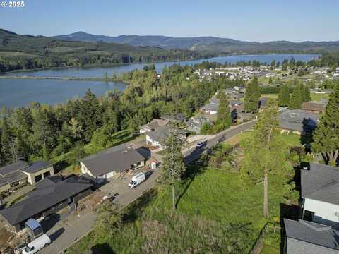 Sunridge Lane, Lowell, OR 97452