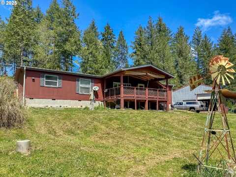 2965 CAVITT CREEK RD, Glide, OR 97443