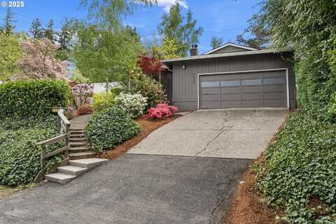 4416 SW CULLEN BLVD, Portland, OR 97221
