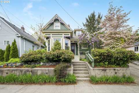 5525 E BURNSIDE ST, Portland, OR 97215