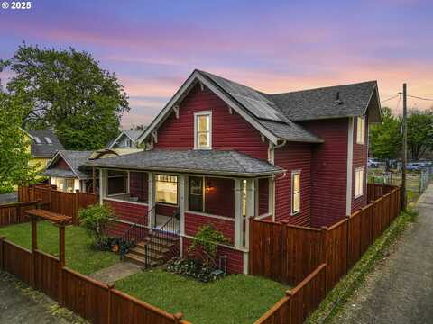 941 LAWRENCE ST, Eugene, OR 97401