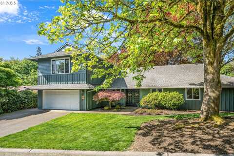 51 TOUCHSTONE, Lake Oswego, OR 97035