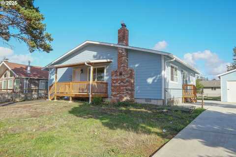 2469 PINE ST, Seaside, OR 97138