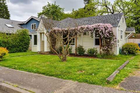144 W K ST, Springfield, OR 97477