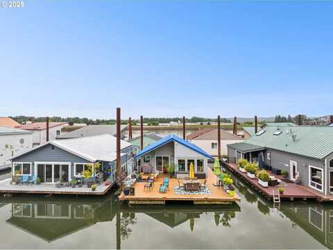 2630 N Hayden Island DR, Portland, OR 97217
