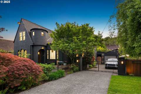 7117 SE 28TH AVE, Portland, OR 97202