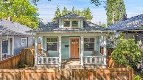 2741 NE 7TH AVE, Portland, OR 97212