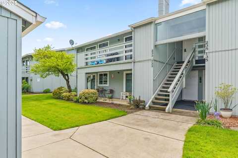 650 HARLOW RD, Springfield, OR 97477