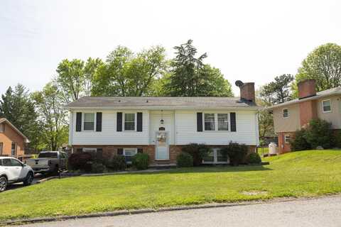 2926 NEIL DR, Roanoke, VA 24019