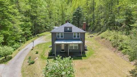 215 Heatherwood DR, Boones Mill, VA 24065