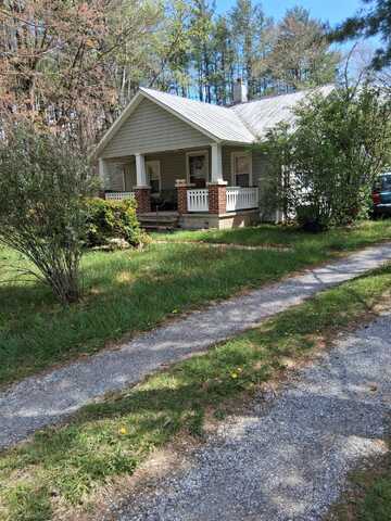 4244 Bradshaw RD, Salem, VA 24153