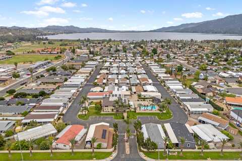 31750 Machado St, Lake Elsinore, CA 92530