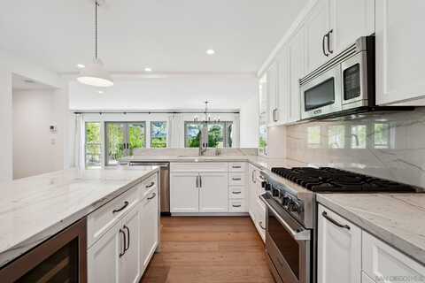 211 Via Osuna, Rancho Santa Fe, CA 92091