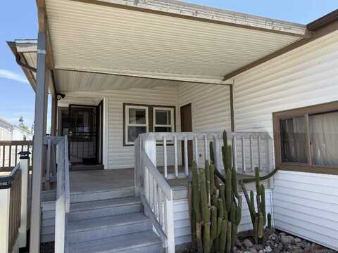 9255 N Magnolia Avenue, Santee, CA 92071