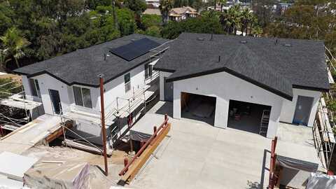 490 Lado De Loma Dr #1-4, Vista, CA 92083