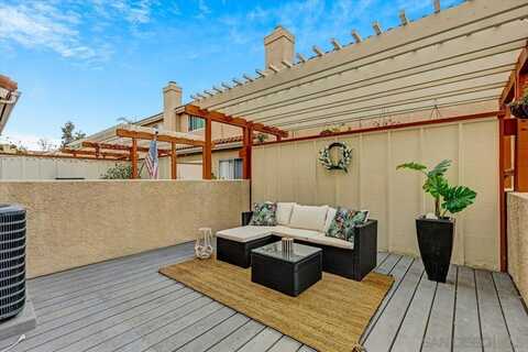 7757 Caminito Monarca, Carlsbad, CA 92009