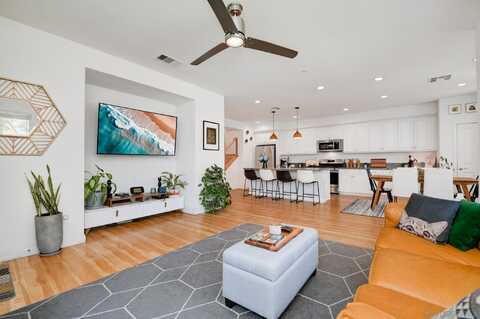 1135 Calle Oroblanco, Chula Vista, CA 91913
